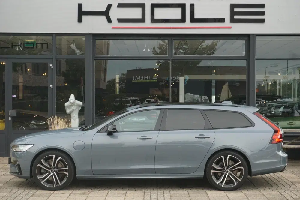 Volvo V90 2.0 T6 AWD R-Design uit 2021, foto 3