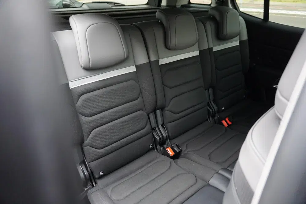 Citroën C5 Aircross Citroen C5 Aircross 1.2 PureTech Facelift uit 2022, foto 11