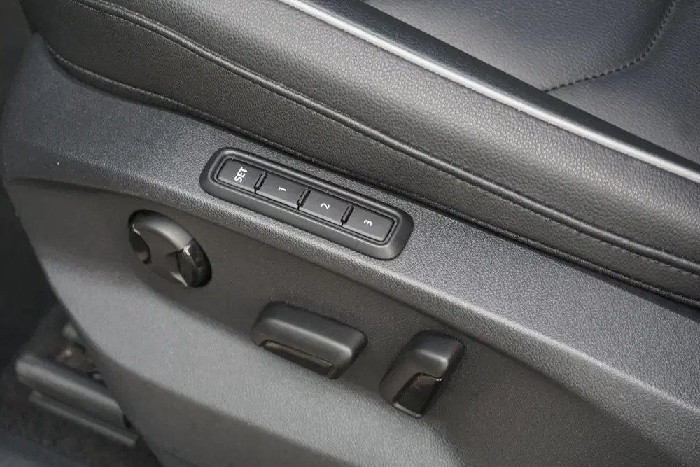 Volkswagen Tiguan 1.5 TSI Life Business uit 2022, foto 11