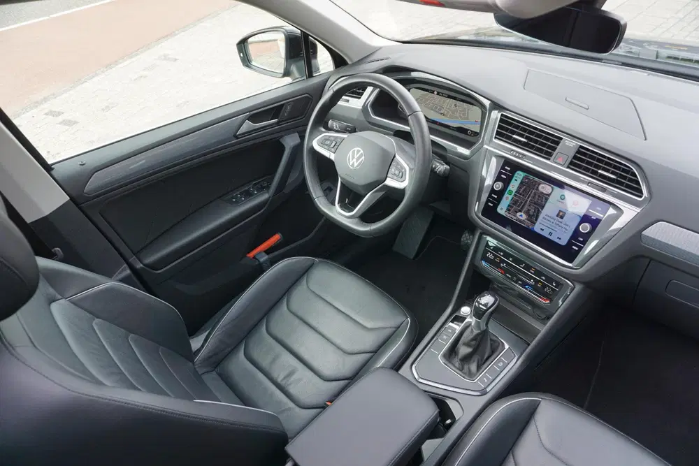 Volkswagen Tiguan 1.5 TSI Life Business uit 2022, foto 12