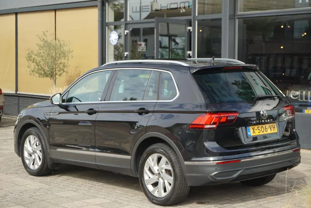 Volkswagen Tiguan 1.5 TSI Life Business uit 2022, foto 2