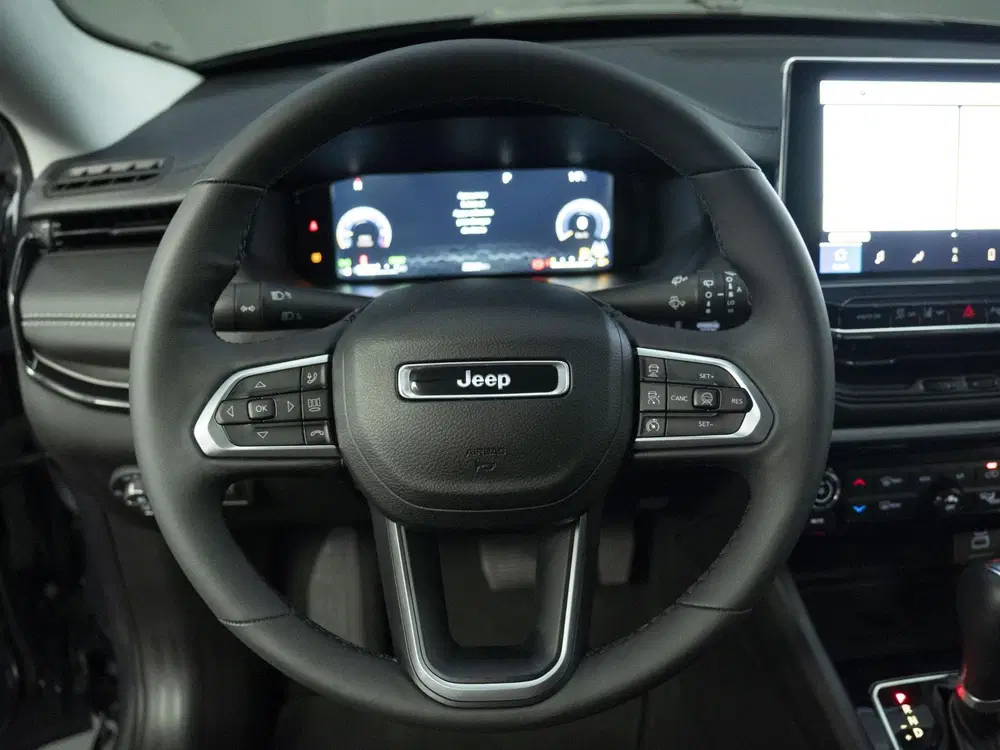 Jeep Compass 1.5T e-Hybrid Night Eagle uit 2025, foto 13