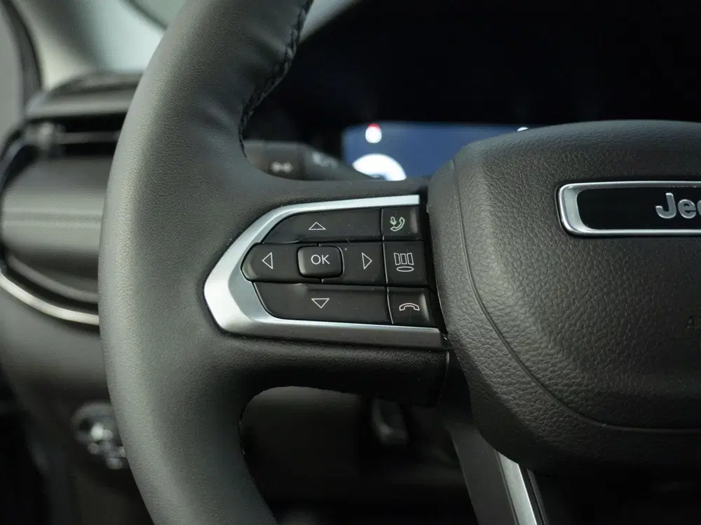 Jeep Compass 1.5T e-Hybrid Night Eagle uit 2025, foto 14