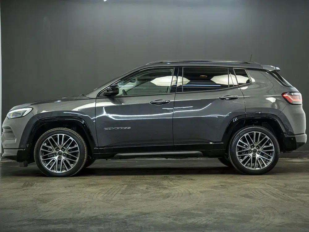 Jeep Compass 1.5T e-Hybrid Night Eagle uit 2025, foto 5