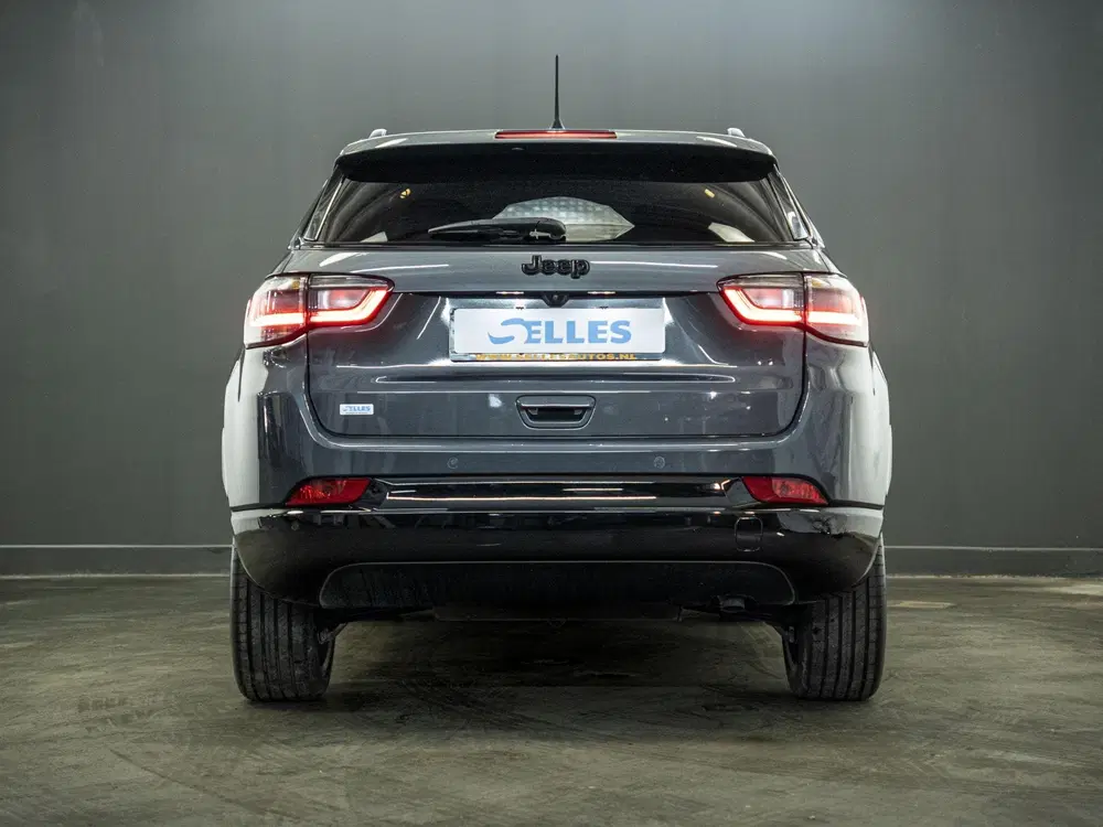 Jeep Compass 1.5T e-Hybrid Night Eagle uit 2025, foto 6
