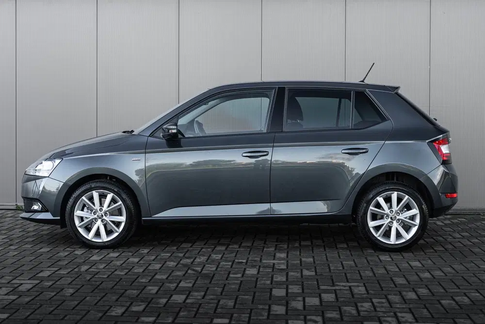 Skoda Fabia 1.0 TSI CLEVER EDITION AUTOMAAT uit 2019, foto 4