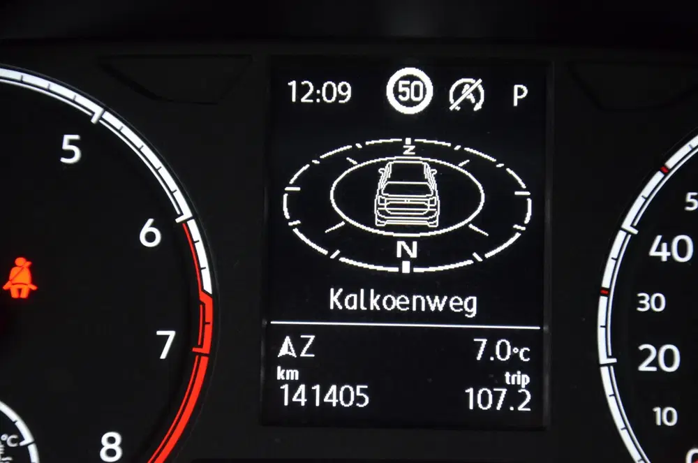 Volkswagen T-Cross 1.0 TSI Style Business R Line Automaat uit 2020, foto 4