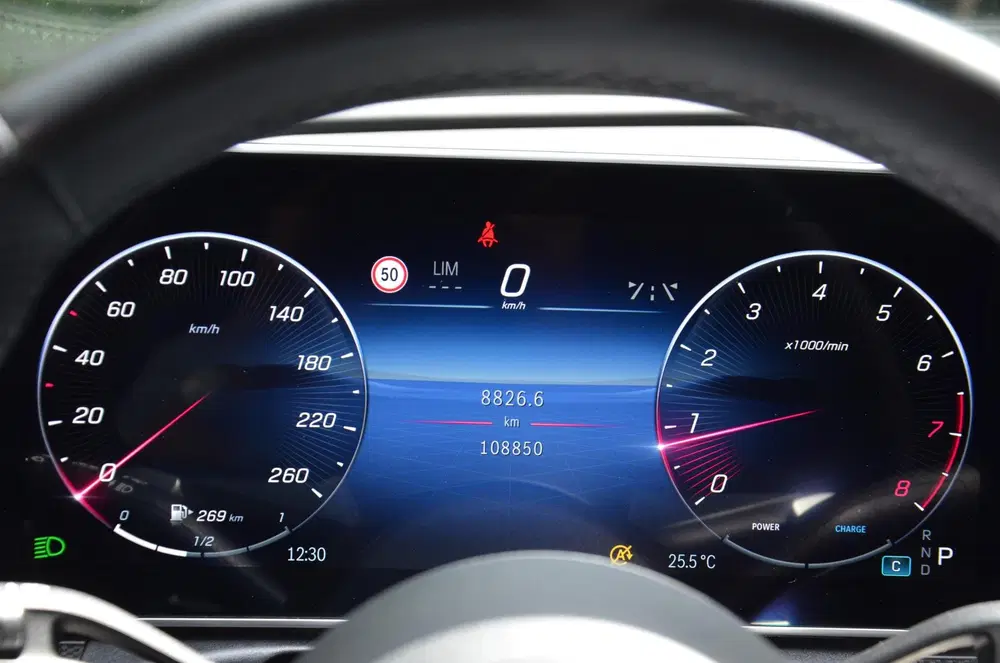 Mercedes-Benz C-Klasse 200 AMG Line Automaat uit 2023, foto 15