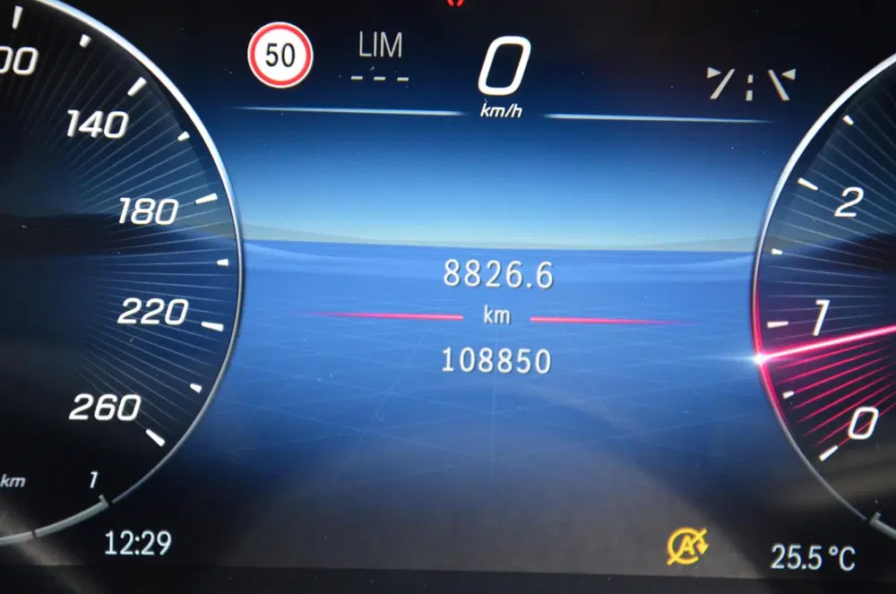 Mercedes-Benz C-Klasse 200 AMG Line Automaat uit 2023, foto 4