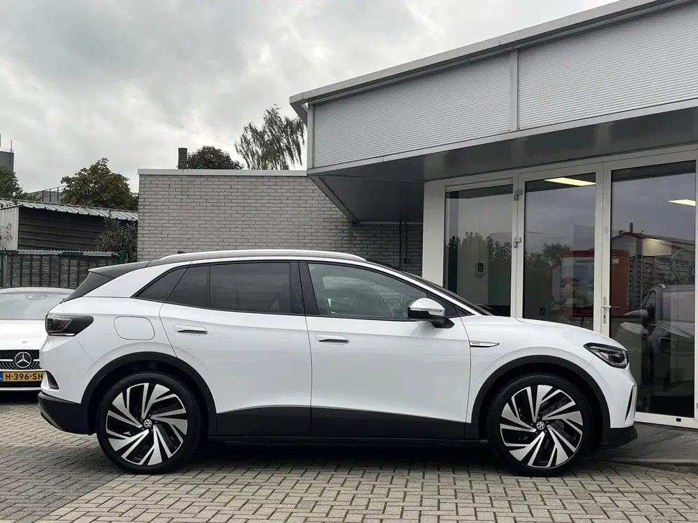 Volkswagen ID.4 204PK 77 kWh PANO+MEMORY+IQ-LED+KEYLESS+21 uit 2022, foto 3