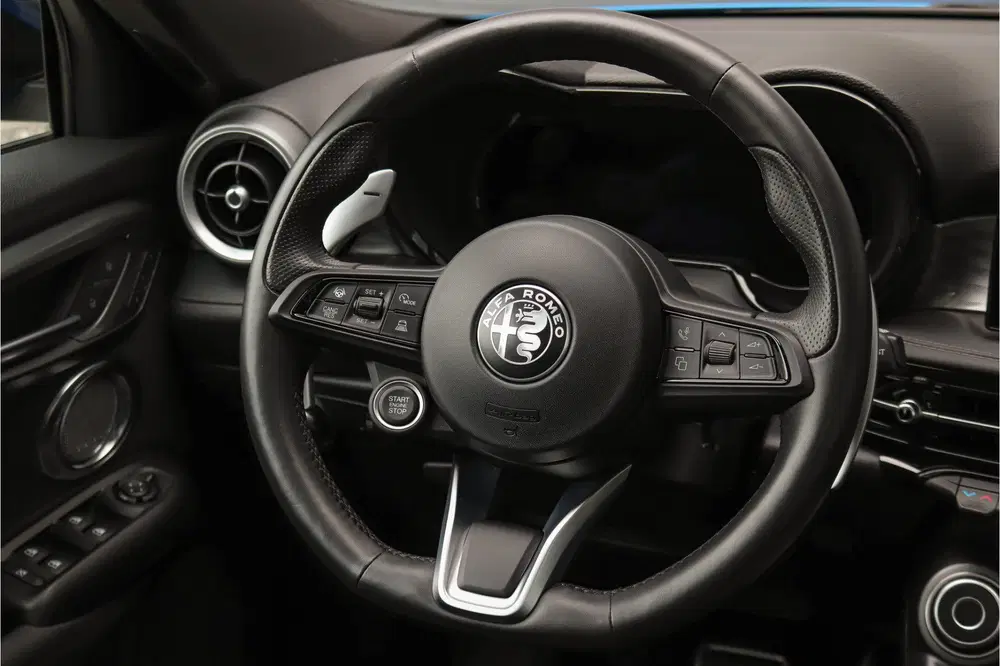 Alfa Romeo Tonale 1.3T PHEV Veloce Full option 280PK Zeer Un uit 2023, foto 11