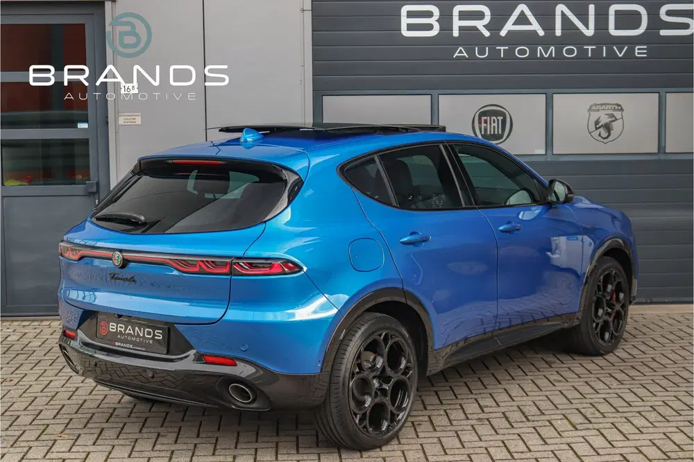 Alfa Romeo Tonale 1.3T PHEV Veloce Full option 280PK Zeer Un uit 2023, foto 2