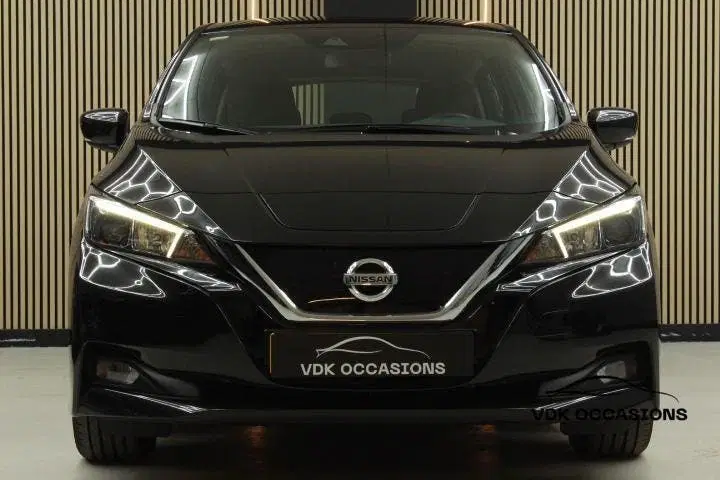 Nissan Leaf Acenta 40 kWh uit 2021, foto 2