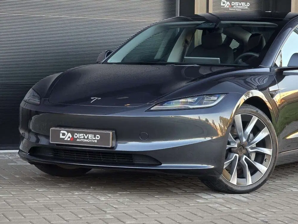 Tesla Model 3 Premium Highland Long Range Dual M. AWD 78 uit 2023, foto 2