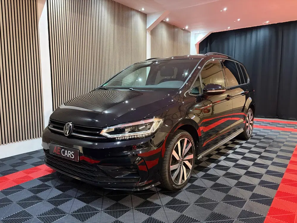 Volkswagen Touran 1.5 TSI Highline Executive R-Line-pakket 7 uit 2022, foto 10