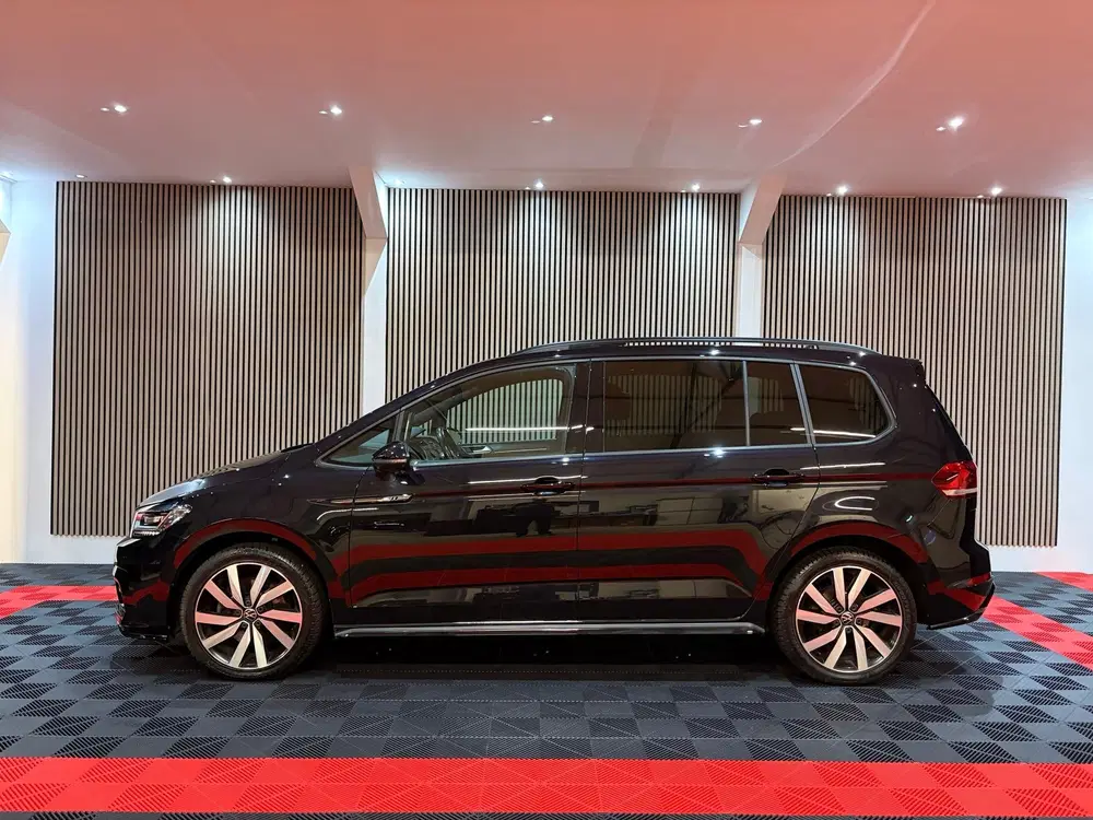 Volkswagen Touran 1.5 TSI Highline Executive R-Line-pakket 7 uit 2022, foto 8