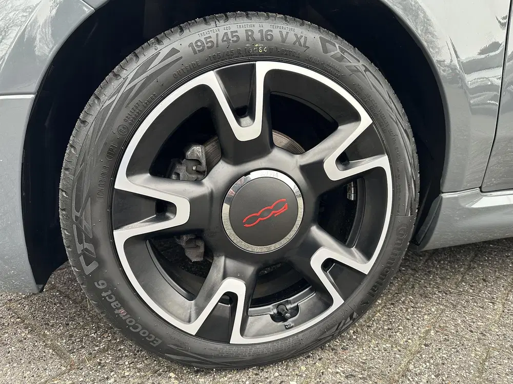 Fiat 500 1.0 Hybrid Sport VOLL uit 2021, foto 15