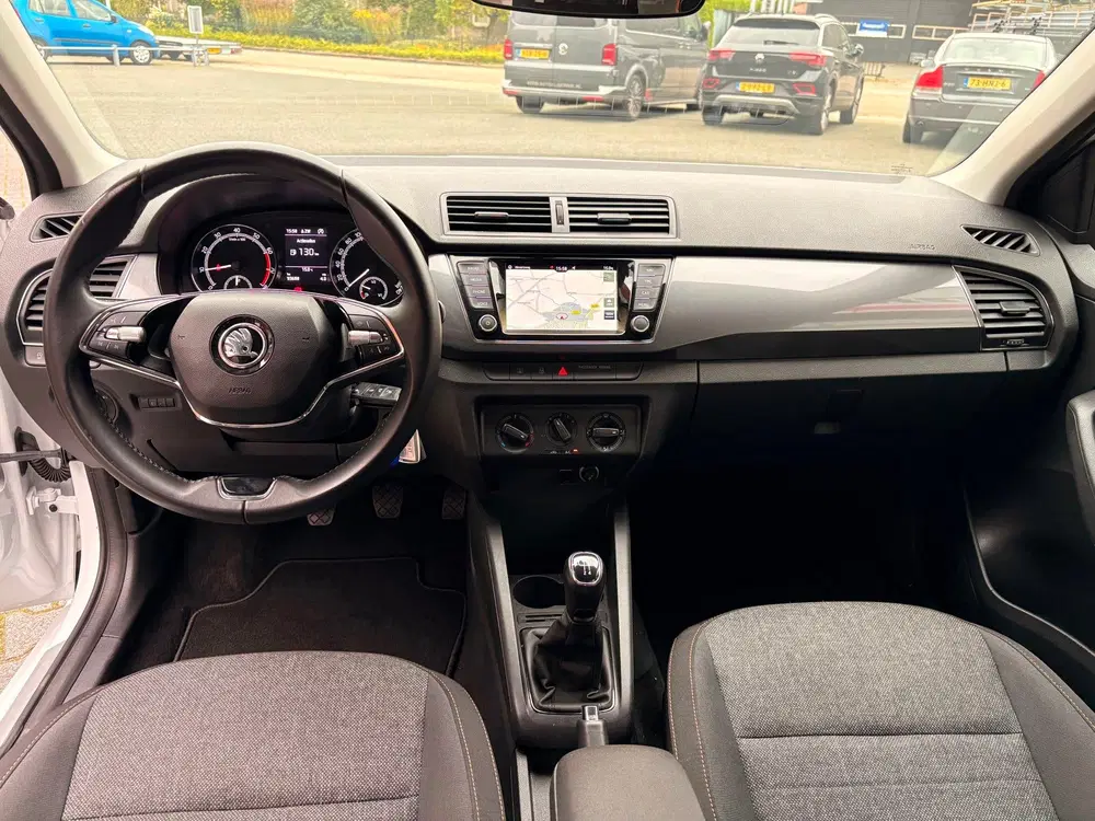 Skoda Fabia 1.0 TSI Business Edition uit 2022, foto 6
