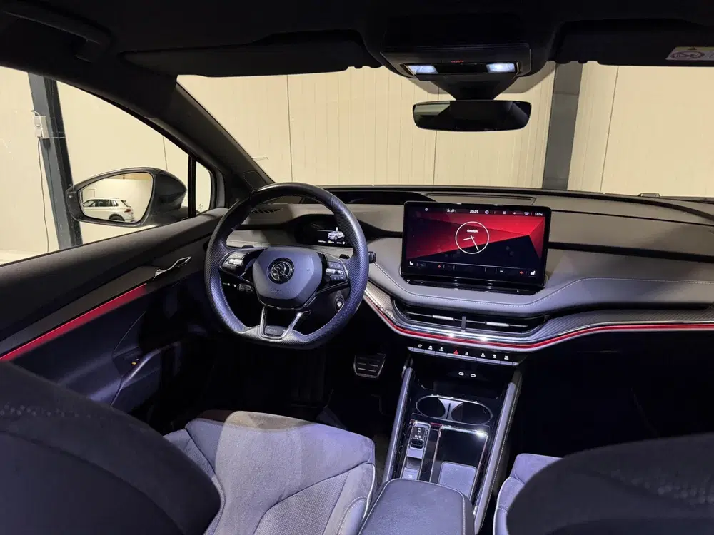 Skoda Enyaq 80 Sportline Warmtepomp Head-up Trekhaak N uit 2022, foto 2