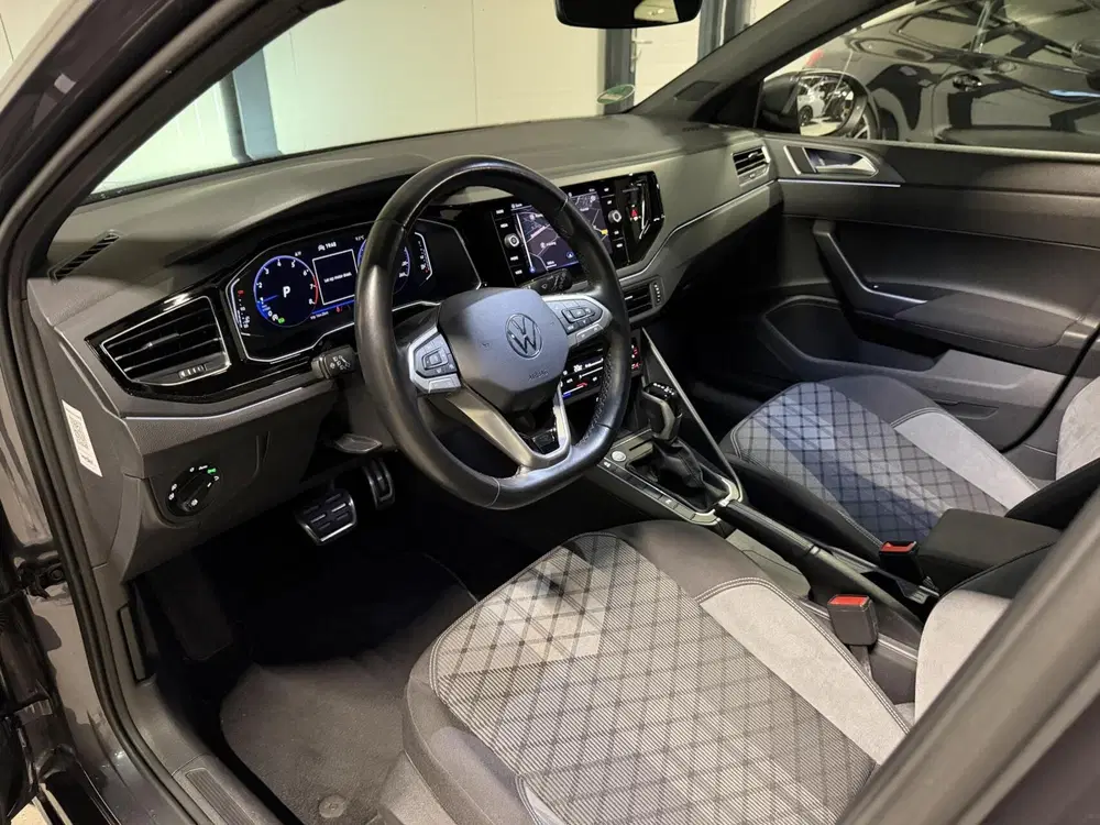 Volkswagen Taigo 1.0 TSI R-Line Pano Virtual Sfeer Camera uit 2022, foto 2