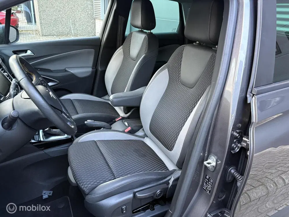 Opel Crossland 1.2 Turbo Innovation uit 2019, foto 8