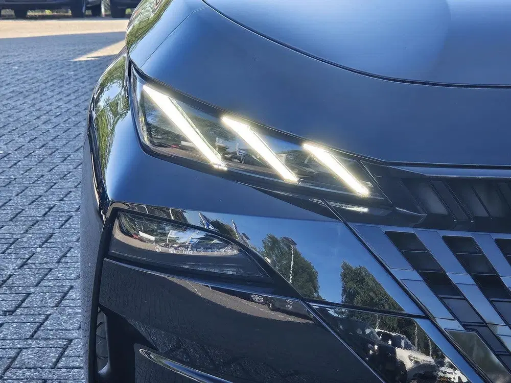Peugeot 308 SW 1.6 Plug-in Hybrid 195 Allure uit 2026, foto 10