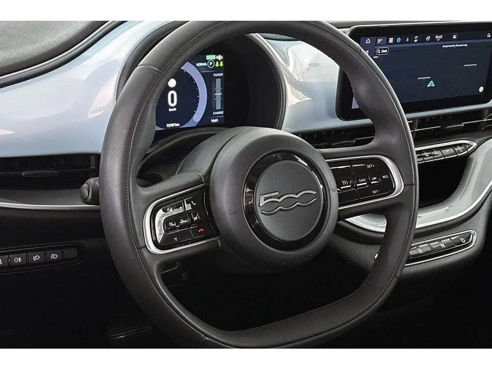 Fiat 500 Icon 42 kWh LED Camera Keyless Apple CarPl uit 2020, foto 13