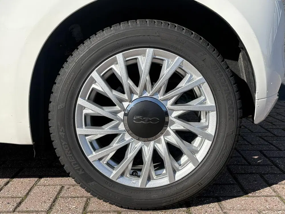 Fiat 500 1.0 Hybrid Dolcevita Finale uit 2024, foto 8