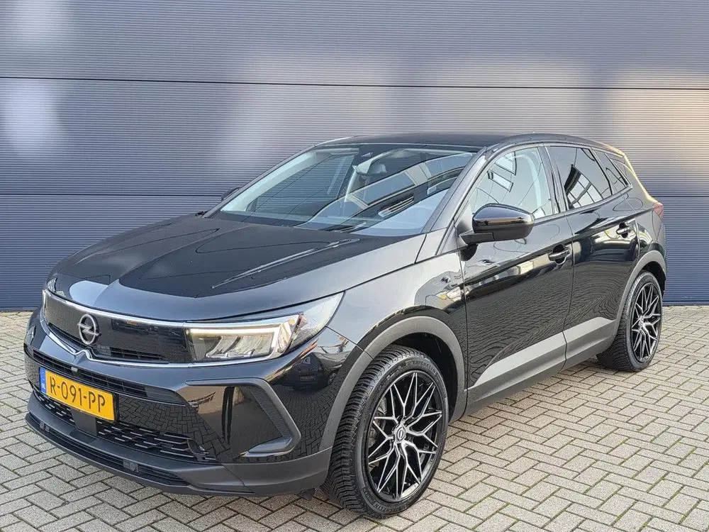 Opel Grandland 1.2 Turbo Business Edition Automaat uit 2022