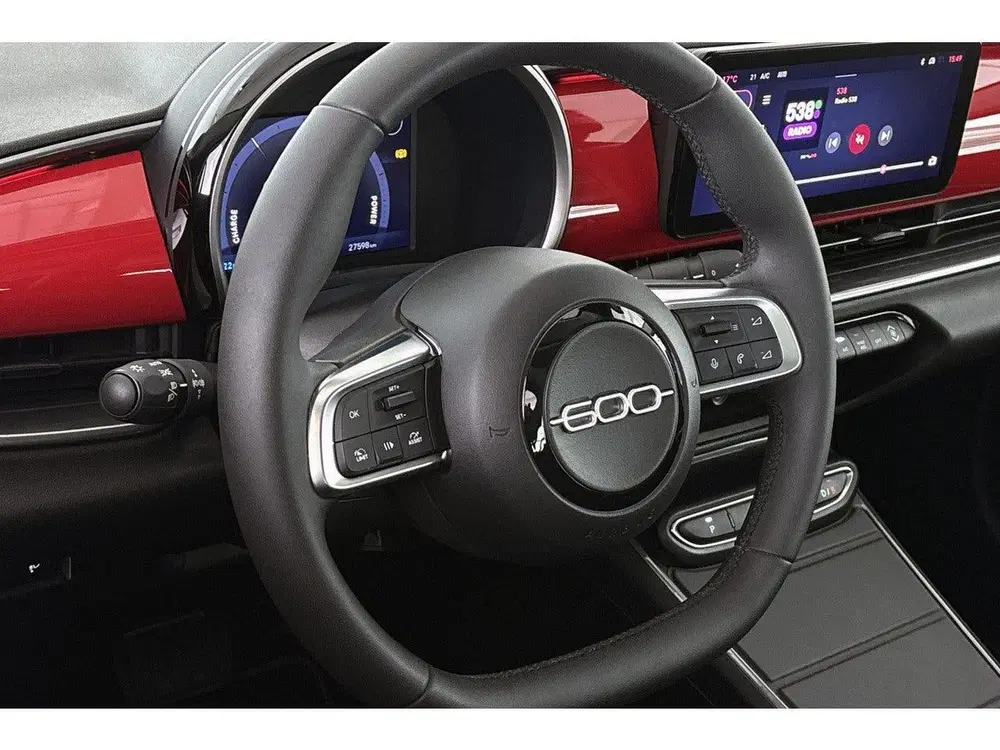 Fiat 600e RED 54 kWh Apple CarPlay Climate Control uit 2024, foto 12