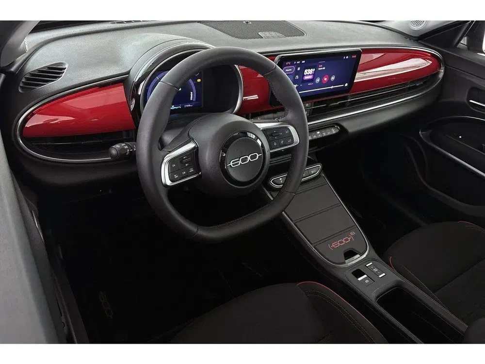 Fiat 600e RED 54 kWh Apple CarPlay Climate Control uit 2024, foto 5