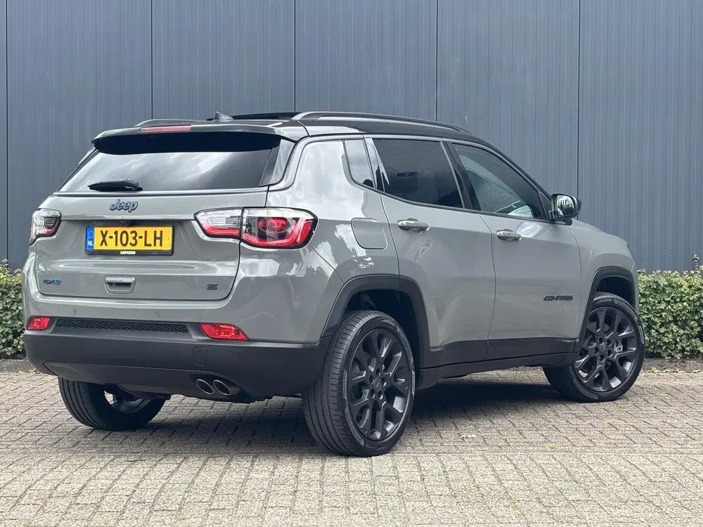 Jeep Compass 240pk Plug-in Hybrid S uit 2021, foto 2