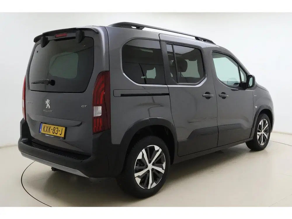 Peugeot Rifter 1.2 Puretech 130pk Automaat GT uit 2022, foto 2