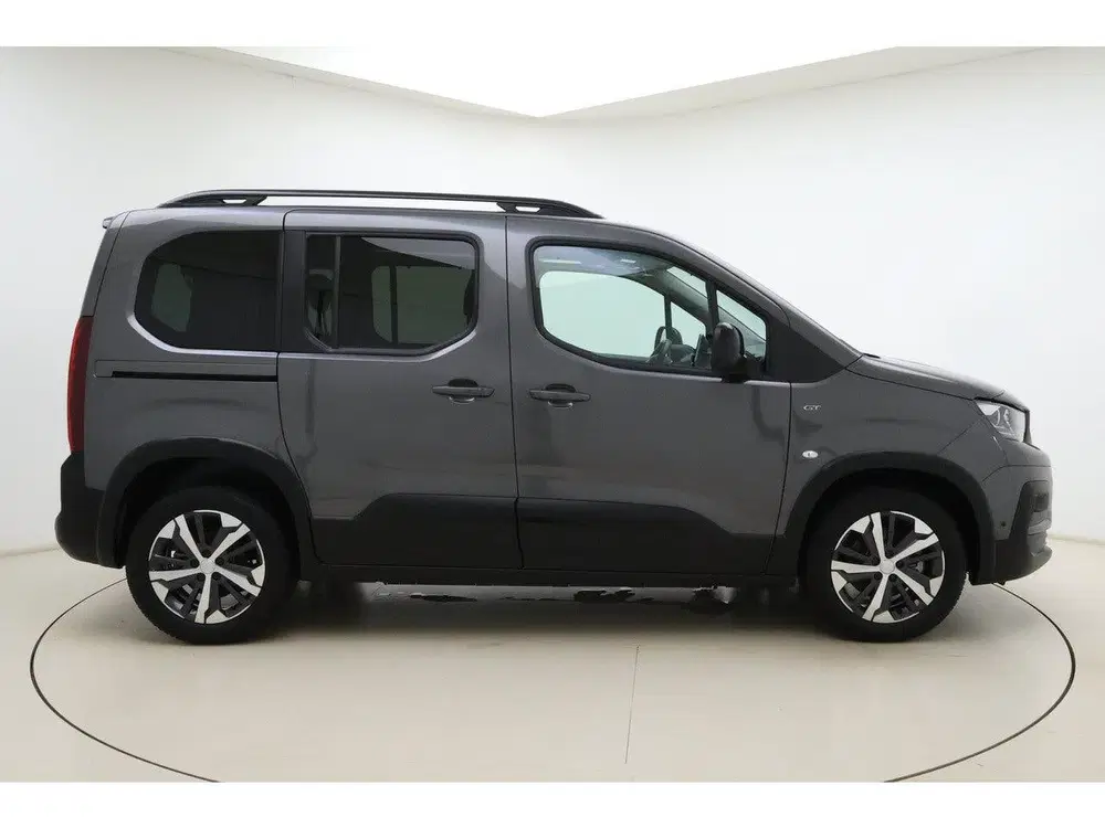 Peugeot Rifter 1.2 Puretech 130pk Automaat GT uit 2022, foto 9