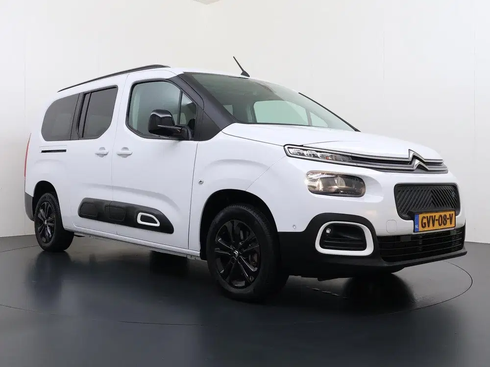 Citroën Berlingo XL Shine 50 kWh uit 2024, foto 2