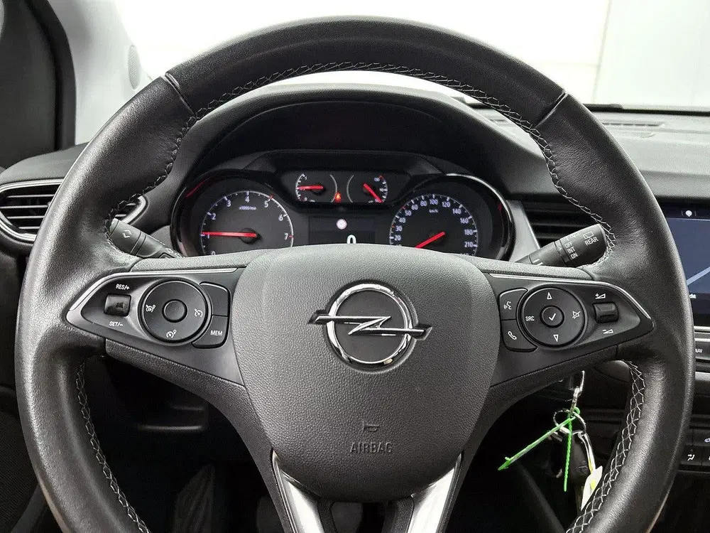Opel Crossland 1.2 Edition uit 2022, foto 13
