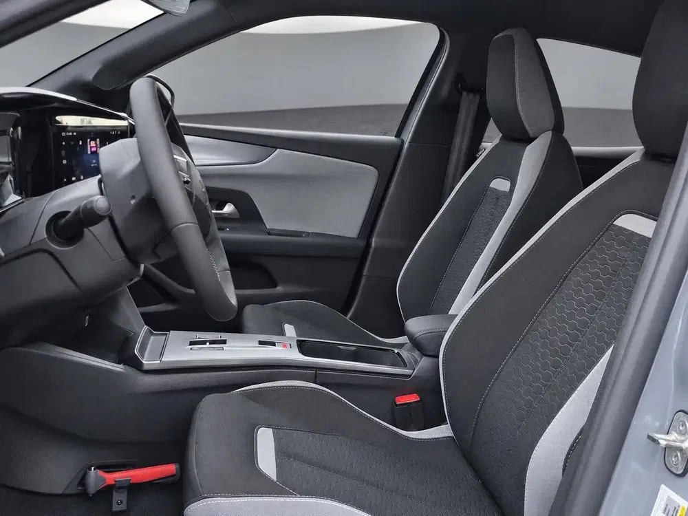 Opel Mokka Electric 156PK Business Edition 54 kWh Cam uit 2025, foto 13