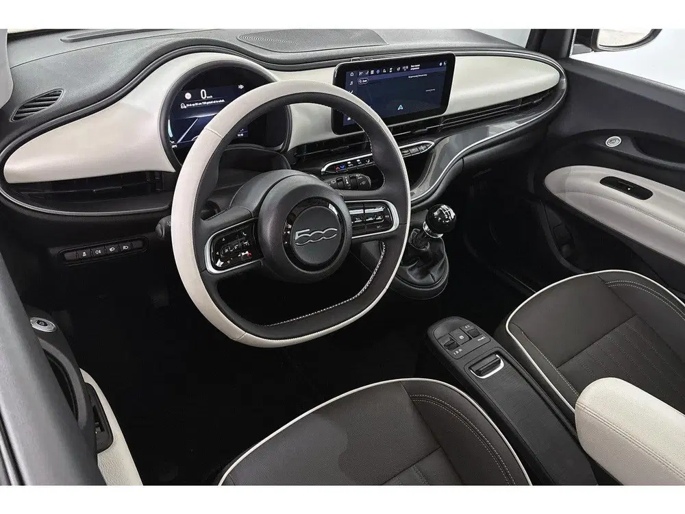 Fiat 500 1.0 Hybrid La Prima JBL Panoramadak Stoelv uit 2026, foto 5