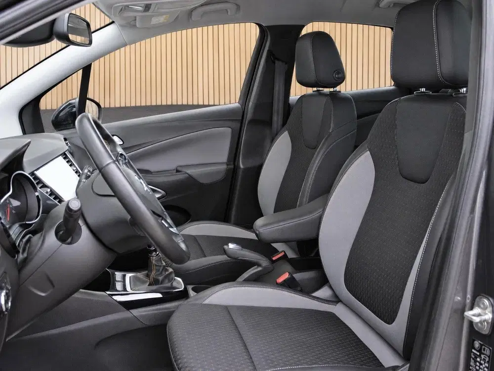 Opel Crossland 1.2 Turbo Innovation uit 2019, foto 3