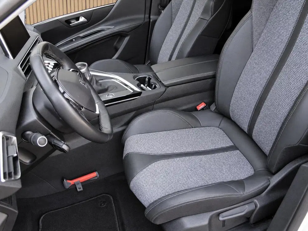 Peugeot 5008 1.2 PureTech Allure uit 2020, foto 14