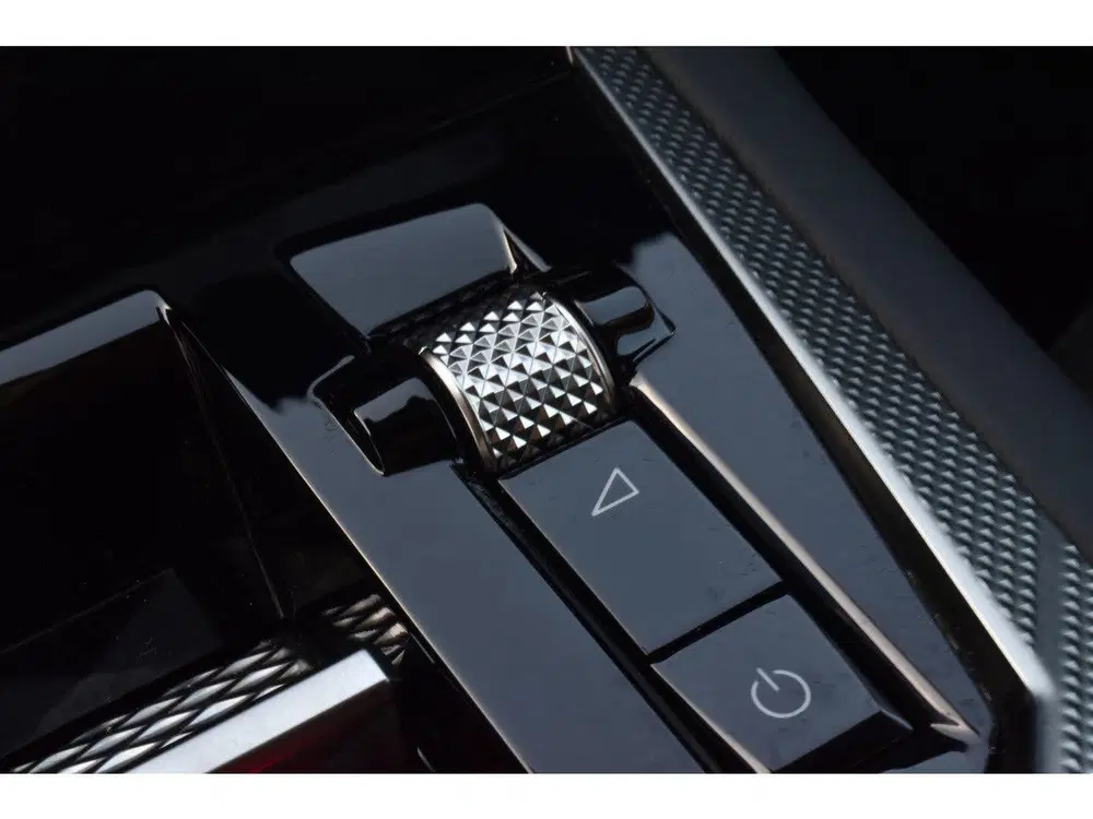 DS Automobiles DS 4 DS DS 4 Hybrid 136 DCS-6 Étoile Alcantara uit 2025, foto 13
