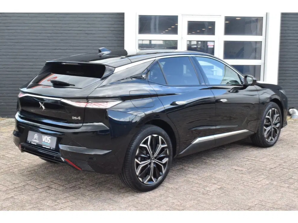 DS Automobiles DS 4 DS DS 4 Hybrid 136 DCS-6 Étoile Alcantara uit 2025, foto 3
