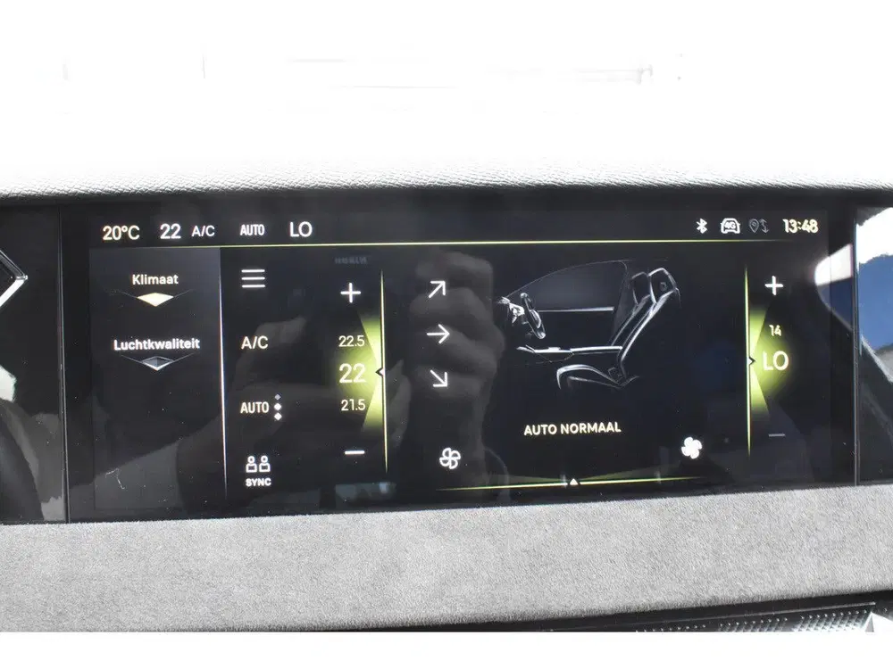 DS Automobiles DS 4 DS DS 4 Hybrid 136 DCS-6 Étoile Alcantara uit 2025, foto 9