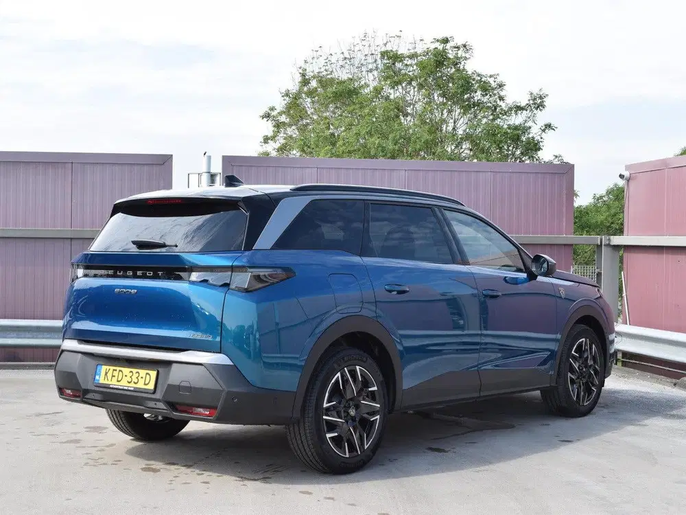 Peugeot 5008 1.2 Hybrid 145 GT Exclusive 7-PERSOONS uit 2026, foto 3