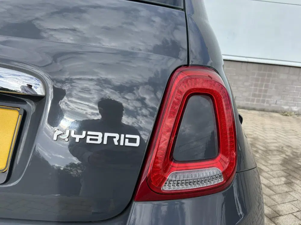 Fiat 500 1.0 Hybrid Lounge uit 2020, foto 11
