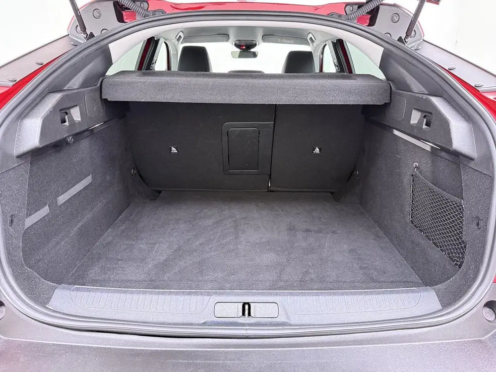 Peugeot 408 1.2 145pk Hybrid e-DCS6 Allure uit 2025, foto 12