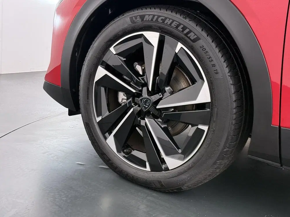 Peugeot 408 1.2 145pk Hybrid e-DCS6 Allure uit 2025, foto 13