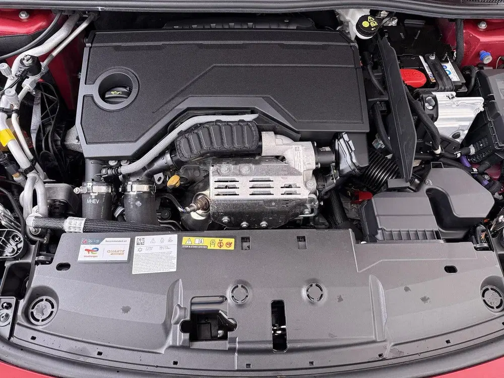 Peugeot 408 1.2 145pk Hybrid e-DCS6 Allure uit 2025, foto 15