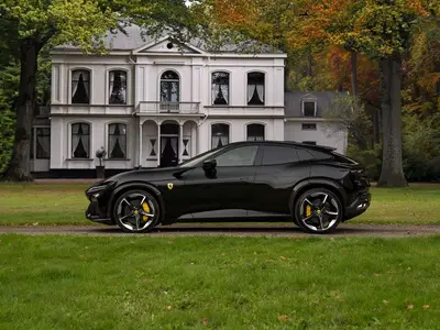 Ferrari Purosangue 6.5 V12 uit 2025