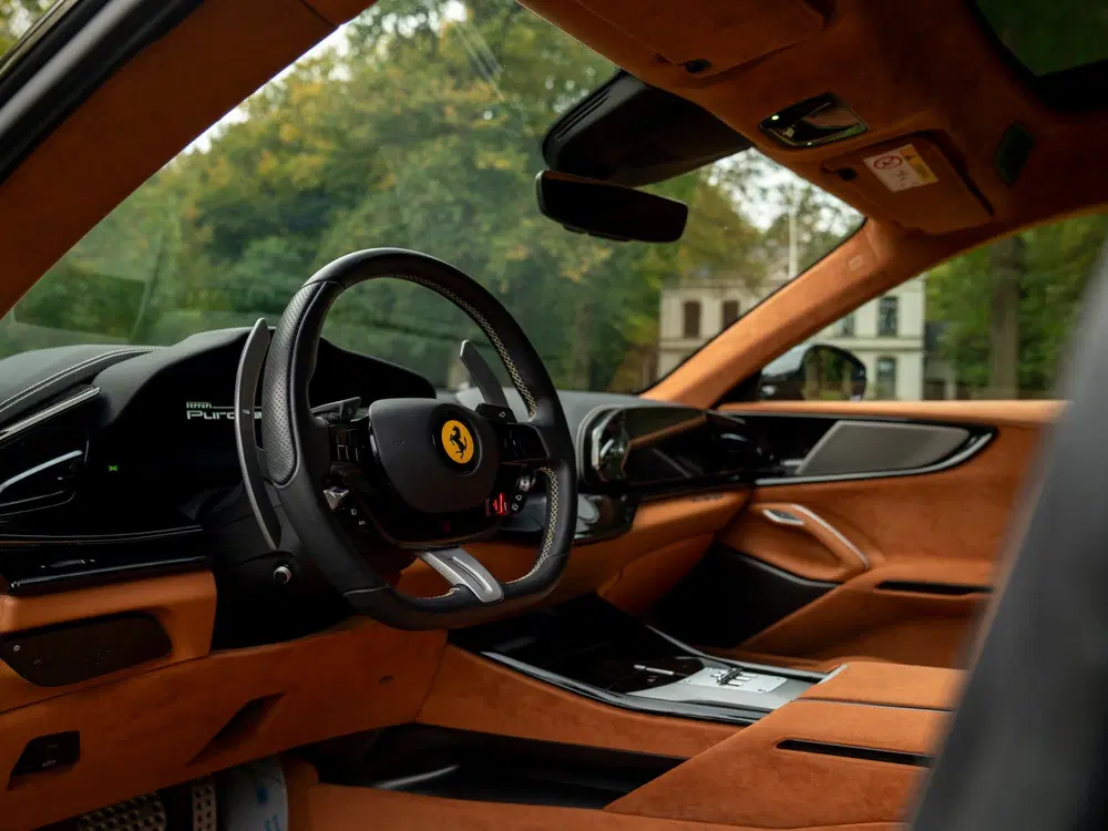 Ferrari Purosangue 6.5 V12 uit 2025, foto 7